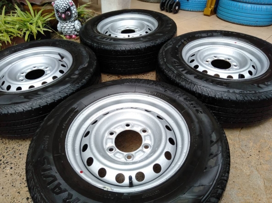 ล้อกระทะอีซูซุ ขอบ15 6รู พร้อมยางบริดสโตน 215/70R15 ปี16