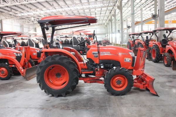 แทรกเตอร์ L3608SP +โรตารี่นอก พร้อมใช้งาน สนใจจองด่วนติดต่อสันต์ 092-2603737