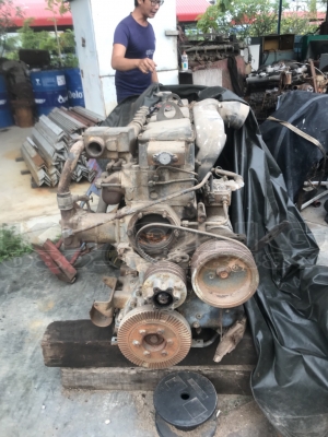 ขายด่วน เครื่องคัมมินส์ 240แรง ของรถทหาร ขายตามสภาพ ตัวละ 100000 บาท ขายด่วน เครื่องคัมมินส์ 240แรง ของรถทหาร ขายตามสภาพ ตัวละ 100000 บาท
