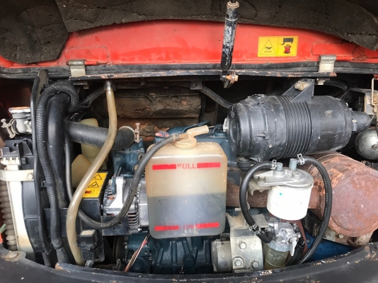 ขายรถขุดคูโบต้า3ตันดาว100,000