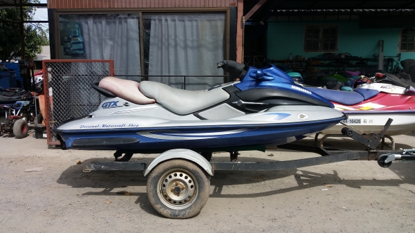 ขออนุญาต ขาย SEADOO GTX951cc. เก่าญี่ปุ่น เรือ 3 ที่นั่ง มีถอยหลัง สมบูรณ์มาก พร้อมขับครับ