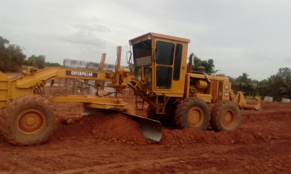 รถเกรด CAT 140G รถเกรด CAT 140G