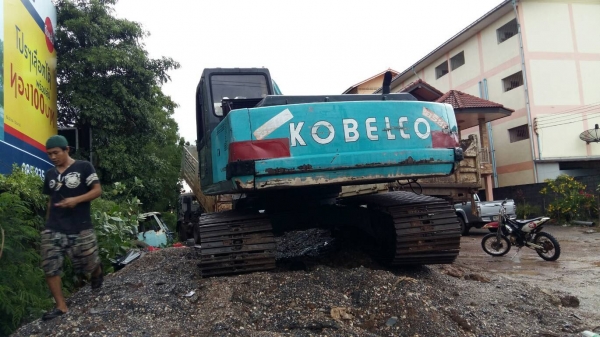 ขาย 465,000 KOBELCO sk 200-3 เครื่องดี ปั้มแรง เอวแน่น ช่วงล่างดี ไฟฟ้าตัด เอกสารอินวอยทร์ รถพร้อมใช้งาน รถอยู่ ปราจีนบุรี 064-191-1112 ขาย 465,000 KOBELCO sk 200-3 เครื่องดี ปั้มแรง เอวแน่น ช่วงล่างดี ไฟฟ้าตัด เอกสารอินวอยทร์ รถพร้อมใช้งาน รถอยู่ ปราจีนบุรี 064-191-1112