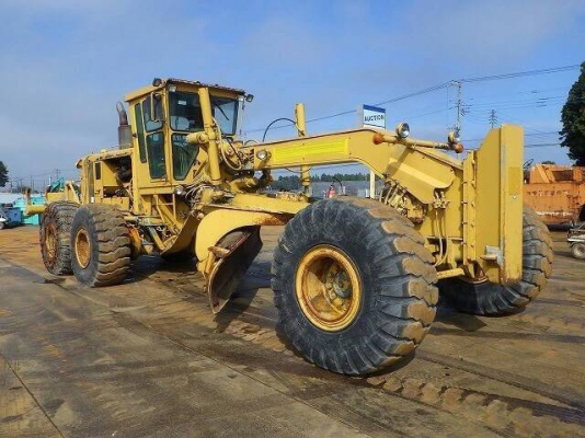 รถเกรดCAT16G-93U-02358 เก่านอกใช้งาน1942ช.ม.เอกสารอินวอยซ์ยังไม่ใด้ใช้งานในไทย