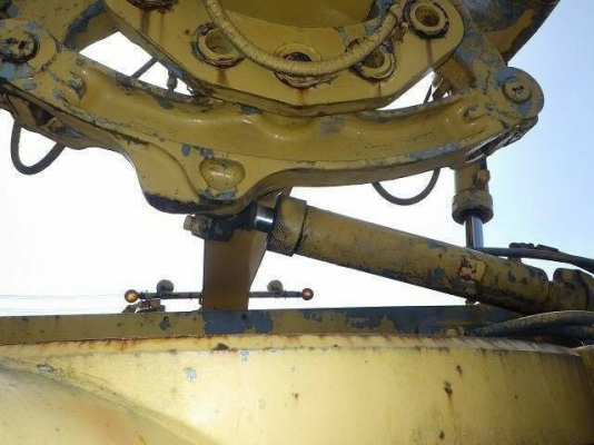 รถเกรดCAT16G-93U-02358 เก่านอกใช้งาน1942ช.ม.เอกสารอินวอยซ์ยังไม่ใด้ใช้งานในไทย รถเกรดCAT16G-93U-02358 เก่านอกใช้งาน1942ช.ม.เอกสารอินวอยซ์ยังไม่ใด้ใช้งานในไทย