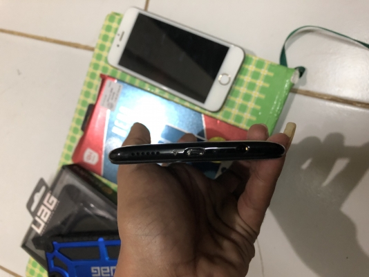 Vivo v11pro รุ่นท๊อป เครื่องสเปคแรงมาก ขายถูก