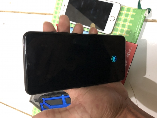 Vivo v11pro รุ่นท๊อป เครื่องสเปคแรงมาก ขายถูก Vivo v11pro รุ่นท๊อป เครื่องสเปคแรงมาก ขายถูก