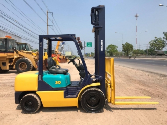 ขายรถฟอร์คลิฟต์ KOMATSU FD30T-12 รถนอกนำเข้าเองจากญี่ปุ่น สภาพสวยพร้อมใช้ มีVDOการทำงานครับ