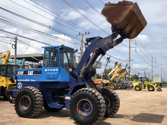 ขายรถตักล้อยาง CAT 936F นำเข้าเองจากญี่ปุ่น สภาพสวยพร้อมใช้ มีVDOการทำงานครับ