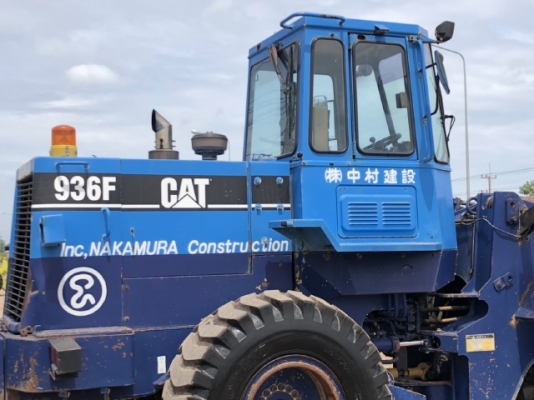 ขายรถตักล้อยาง CAT 936F นำเข้าเองจากญี่ปุ่น สภาพสวยพร้อมใช้ มีVDOการทำงานครับ