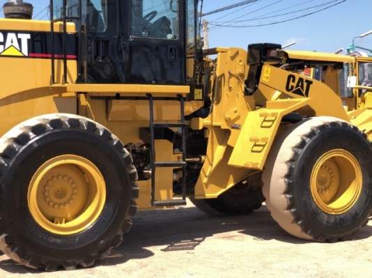 ขายรถตักล้อยาง CAT 938G (4,XXX ชั่วโมง) นำเข้าเองจากญี่ปุ่น สภาพสวยพร้อมใช้ มีVDOการทำงานครับ