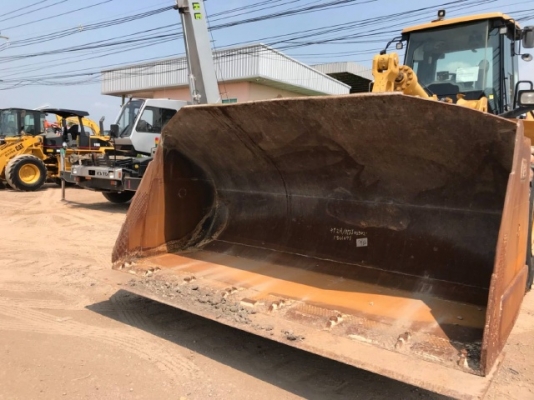 ขายรถตักล้อยาง CAT 972H ปี 2011 นำเข้าเองจากญี่ปุ่น สภาพสวยพร้อมใช้ มีVDOการทำงานครับ