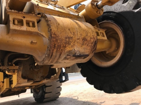 ขายรถตักล้อยาง CAT 972H ปี 2011 นำเข้าเองจากญี่ปุ่น สภาพสวยพร้อมใช้ มีVDOการทำงานครับ