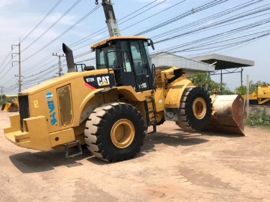 ขายรถตักล้อยาง CAT 972H ปี 2011 นำเข้าเองจากญี่ปุ่น สภาพสวยพร้อมใช้ มีVDOการทำงานครับ