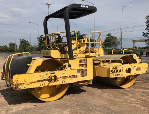 ขายรถบด SAKAI SW850 นำเข้าเองจากญี่ปุ่น สภาพสวยพร้อมใช้ มีVDOการทำงานครับ
