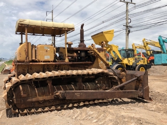ขายรถดันดิน KOMATSU D80P-12 (D8) นำเข้าเองจากญี่ปุ่น สภาพสวยพร้อมใช้ มีVDOการทำงานครับ ขายรถดันดิน KOMATSU D80P-12 (D8) นำเข้าเองจากญี่ปุ่น สภาพสวยพร้อมใช้ มีVDOการทำงานครับ