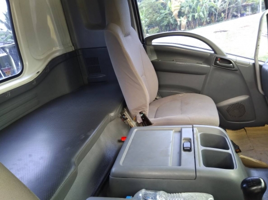 รถ 10 ล้อหัวลาก Isuzu GZX360 รถจดทะเบียนปี ธันวาคม 2557