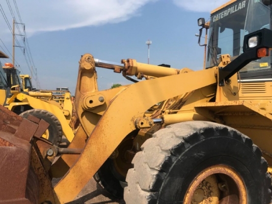 ขายรถตักล้อยาง CAT 938F นำเข้าเองจากญี่ปุ่น สภาพสวยพร้อมใช้ มีVDOการทำงานครับ