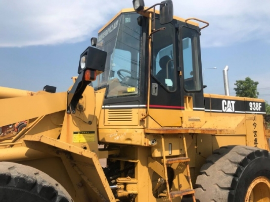 ขายรถตักล้อยาง CAT 938F นำเข้าเองจากญี่ปุ่น สภาพสวยพร้อมใช้ มีVDOการทำงานครับ