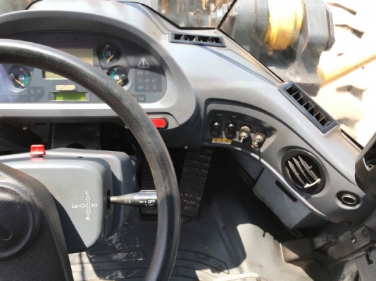 ขายรถตักล้อยาง KOMATSU WA470-6 ปี 2010 นำเข้าเองจากญี่ปุ่น สภาพสวยพร้อมใช้ มีVDOการทำงานครับ ขายรถตักล้อยาง KOMATSU WA470-6 ปี 2010 นำเข้าเองจากญี่ปุ่น สภาพสวยพร้อมใช้ มีVDOการทำงานครับ