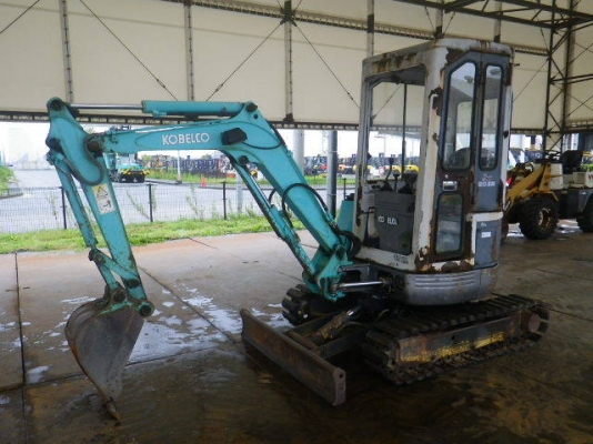 ขายรถขุด ยี่ห้อ KOBELCO รุ่น SK20SR
