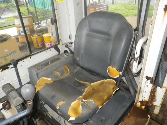 ขายรถขุด ยี่ห้อ KOBELCO รุ่น SK20SR