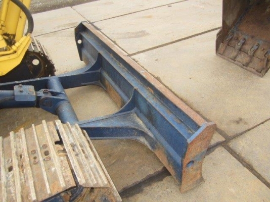 ขายรถขุด ยี่ห้อ KOMATSU รุ่น PC40-6