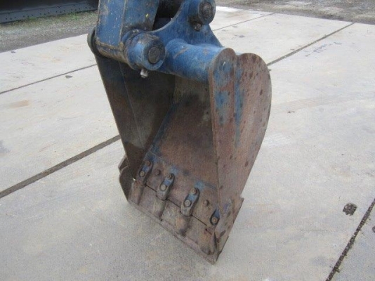 ขายรถขุด ยี่ห้อ KOMATSU รุ่น PC40-6