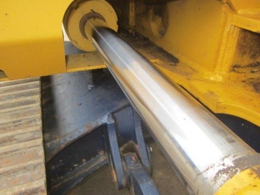 ขายรถขุด ยี่ห้อ KOMATSU รุ่น PC40-6