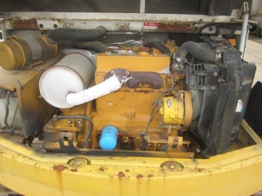 ขายรถขุด ยี่ห้อ KOMATSU รุ่น PC40-6