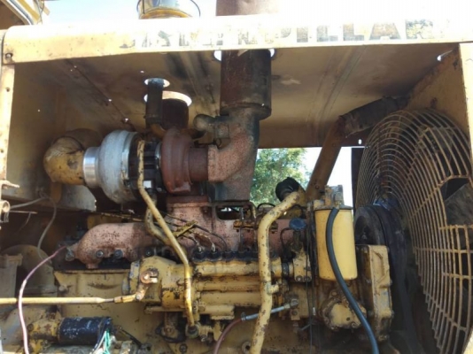 ขาย 450,000 รถตักเอวอ่อน CAT 966 เครื่องดี เกียร์ดี รถพร้อมใช้งาน เอกสารซื้อขาย รถอยู่ โคราช 090-772-3710 090-772-3708