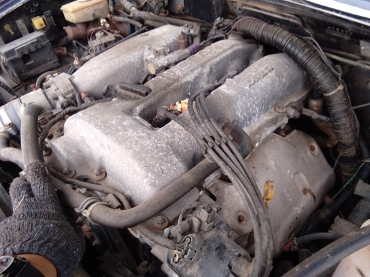 ขายเครื่องยนต์นิสสันSRฝาขาวหลังหักเกียร์ธรรมดา