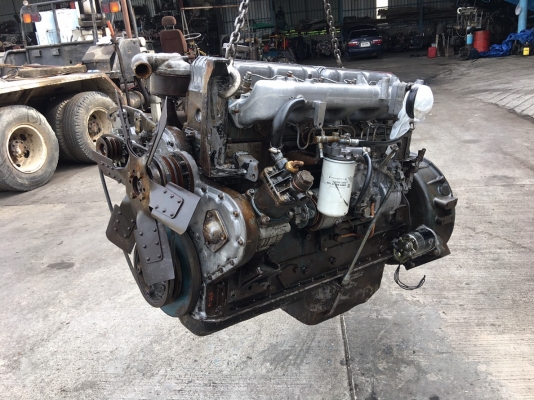 เครื่อง  nissan  pe6  220  แรง (พร้อมใบคุม)