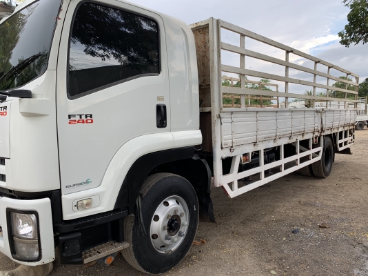ขาย6ล้อFTR240แรงม้ายูโร3จดปี56 กระบะคาร์โก้พร้อมคอกยาว7.60เมตร เจ้าของมือแรกป้ายแดง