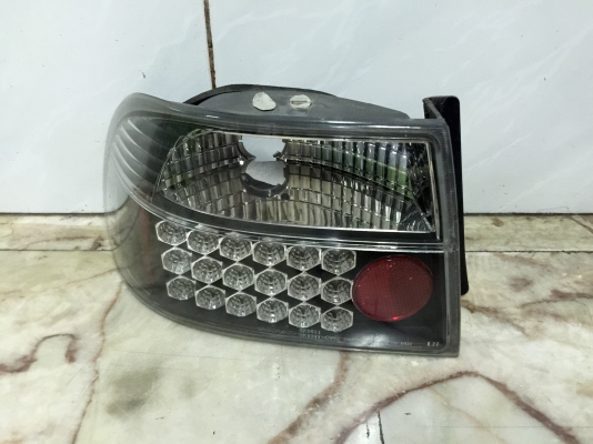 ขายไฟท้ายแต่ง LED รถยนต์ HONDA รุ่น CIVIC 4D ปี 1992