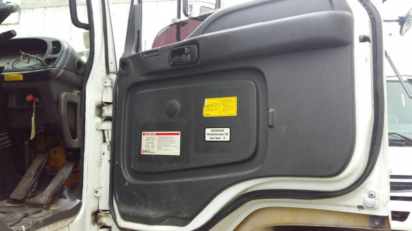 ขายด่วน10ล้อ หัวลากเครื่อง320แรง ปี50 จัดแนนท์ได้ 1,000,000 รถสวย เครื่องดี  สภาพพร้อมใช้งาน