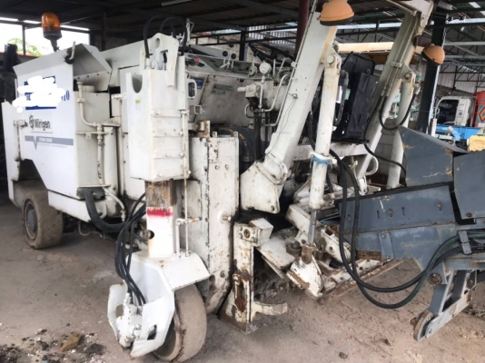 ขาย 1,350,000 รถกัดถนน WIRTGEN ใช้งานน้อยไม่ถึง 1,000 ชม. รถพร้อมใช้งานเอกสารเป็นใบแจ้งจำหน่าย ดูสินค้าแหลมฉบังชลบุรี 090-772-3710 090-772-3708