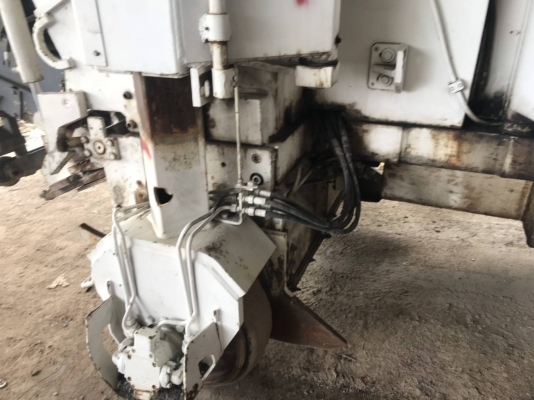 ขาย 1,350,000 รถกัดถนน WIRTGEN ใช้งานน้อยไม่ถึง 1,000 ชม. รถพร้อมใช้งานเอกสารเป็นใบแจ้งจำหน่าย ดูสินค้าแหลมฉบังชลบุรี 090-772-3710 090-772-3708