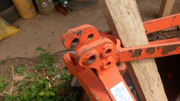 ขายหางสี่ใบ22นิ้ว ยี่ฮ้อLCSใส่รถไถ47แรง สภาพเหมือนใหม่ซื้อมาไม่ได้ใช้อยากขายครับ ขายหางสี่ใบ22นิ้ว ยี่ฮ้อLCSใส่รถไถ47แรง สภาพเหมือนใหม่ซื้อมาไม่ได้ใช้อยากขายครับ