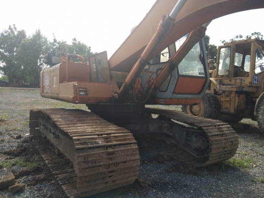ขาย 450,000 HITACHI EX 200-1 เครื่องดี ปั้มเดิมแรง เอวแน่น ช่วงล่างดี เล่มทะเบียน รถพร้อมใช้ รถอยู่ โคราช 090-772-3710 090-772-3708