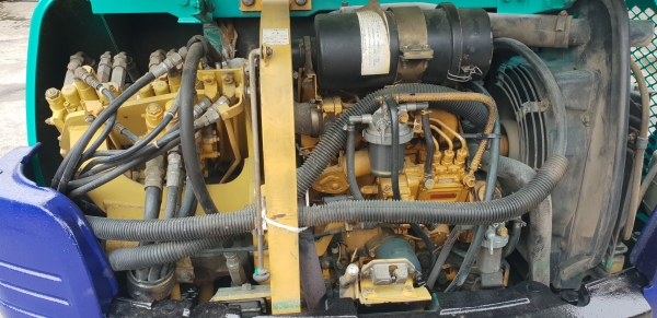 ขาย รถขุด KOMATSU รุ่น PC30-7- มือสองญี่ปุ่น แทรกเหล็ก สลัก บูทเอวแน่น 100\%  สวยพร้อมใช้งาน มือถือ 0818753444