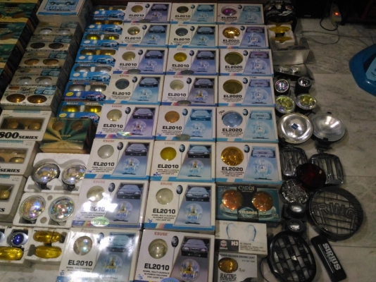 ขายไฟสปอตไลท์ หลายขนาด เหมาๆ