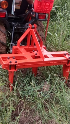 ริปเปอร์เล็กเข้่าร่องอ้อย