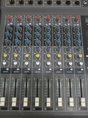 เพาเวอร์มิกเซอร์ BJ 8 CH รุ่น DM807 สภาพใหม่ เสียบ USB