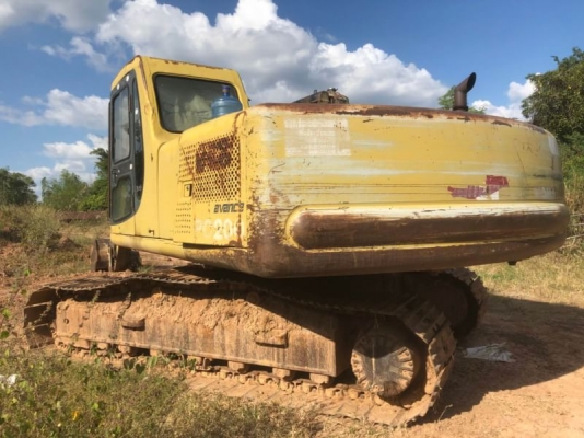 ขาย 530,000 KOMATSU pc 200-6 ไฟฟ้าครบ เครื่องดี ปั้มแรง เอวแน่น ช่วงล่างเต็ม รถสวยพร้อมใช้งาน เอกสารอินวอยท์ รถอยู่ ขอนแก่น 090-772-3710 090-772-3708