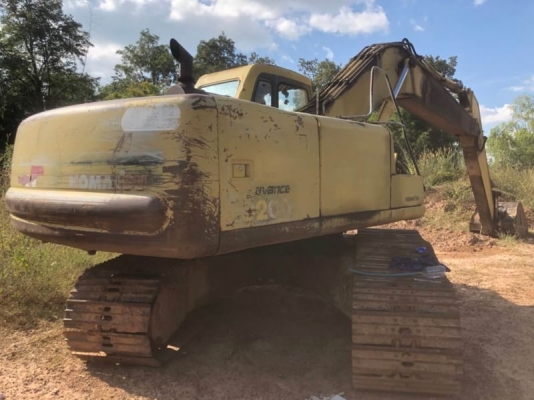 ขาย 530,000 KOMATSU pc 200-6 ไฟฟ้าครบ เครื่องดี ปั้มแรง เอวแน่น ช่วงล่างเต็ม รถสวยพร้อมใช้งาน เอกสารอินวอยท์ รถอยู่ ขอนแก่น 090-772-3710 090-772-3708