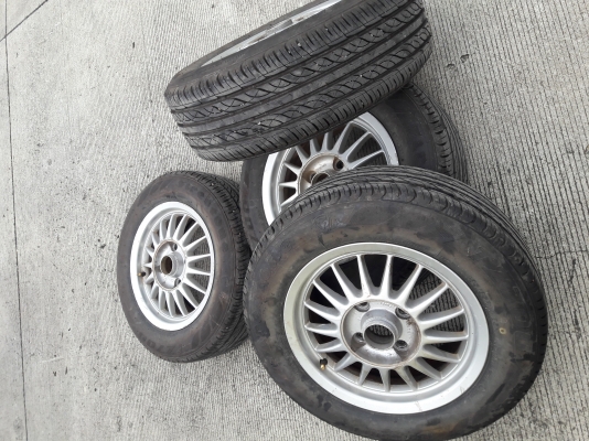 ขาย แม็กพร้อมยางขนาด 185/65/R14 ปี 16 ขาย แม็กพร้อมยางขนาด 185/65/R14 ปี 16