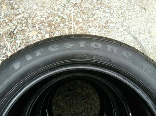 ขายยาง 195/55R15 ไฟร์สโตน ปี17 ดอกยางเต็มสวยสดทุกเส้นไม่ร้าวไม่กินข้าง ชุดละ 2900 บาท