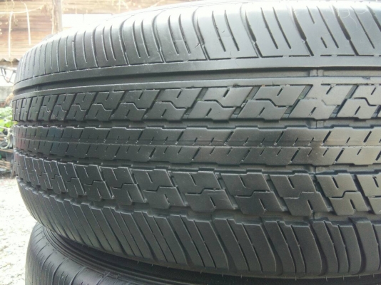 ขายยาง 225/65R17 DUNLOP ปี16 ดอกยางเต็มสวยไม่ร้าวไม่กินข้างใช้ได้อีกนาน ชุดละ 2000 บาท