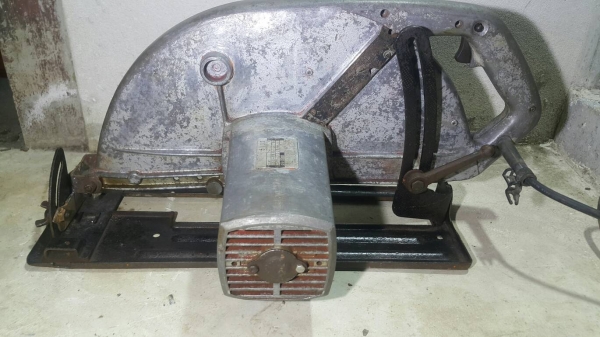 เลื่อยวงเดือน 16 นิ้ว makita5403 แท้ เลื่อยวงเดือน 16 นิ้ว makita5403 แท้